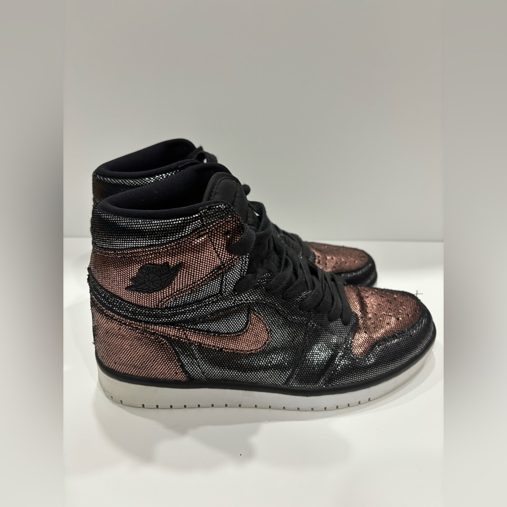 Nike Air Jordan 1 Mid Black Rose Gold Mesh Metallic Women’s 8.5 Sneakers